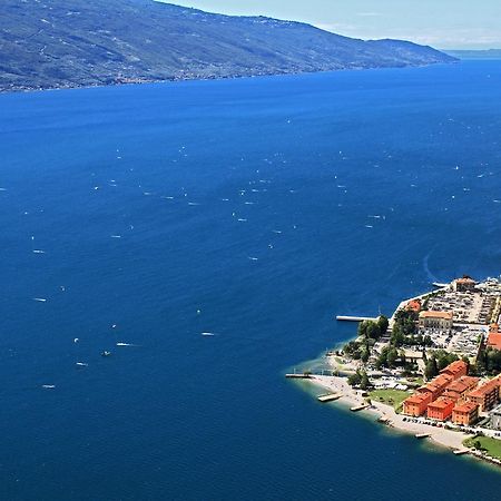 Campione Ora Apartments By Gardadomusmea Campione del Garda Exteriér fotografie